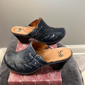 Sofft Navy Clog